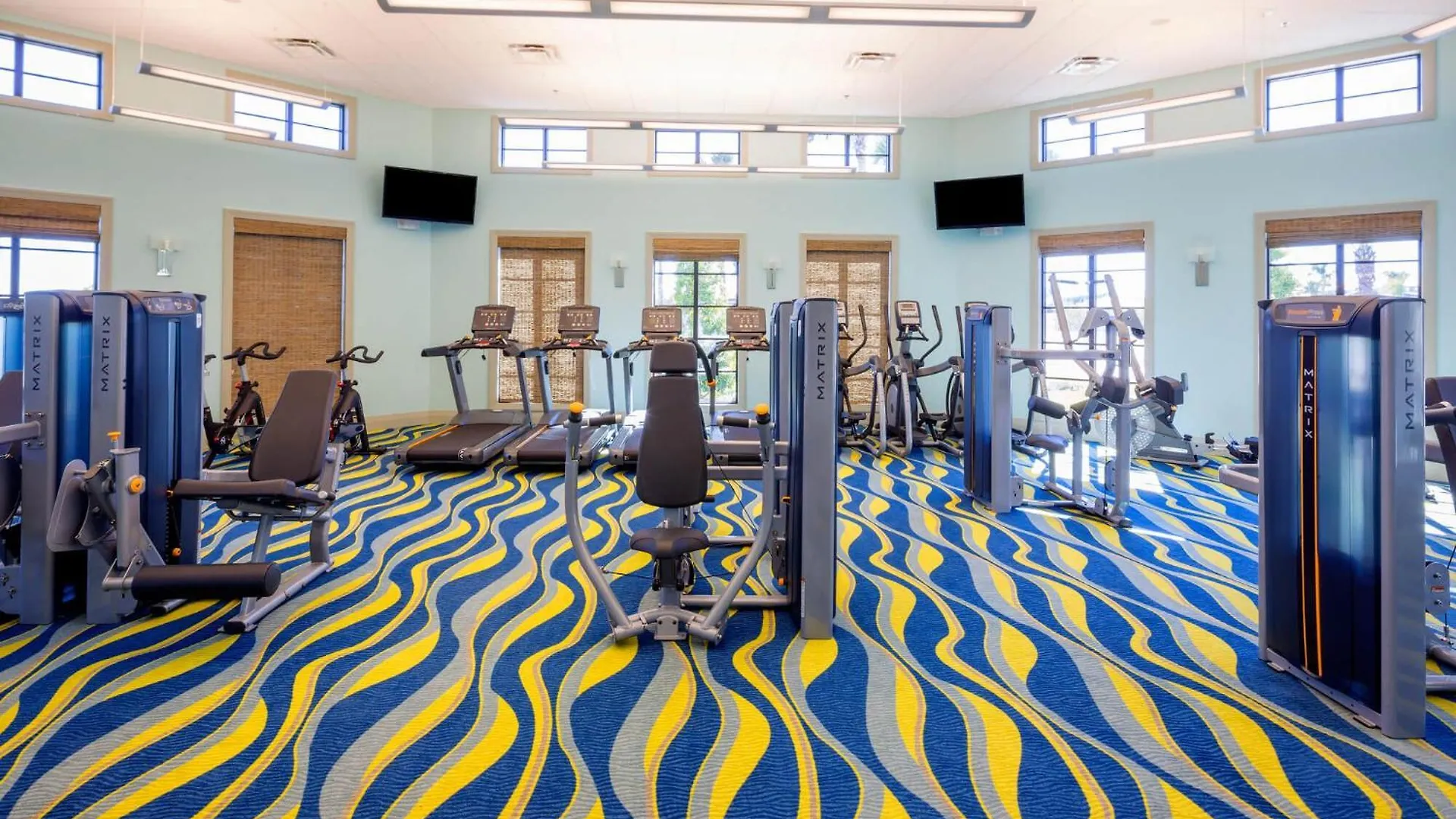 Resort Luxury Spacious Pool Home Game Room & Electronic Recliners Davenport Holiday home